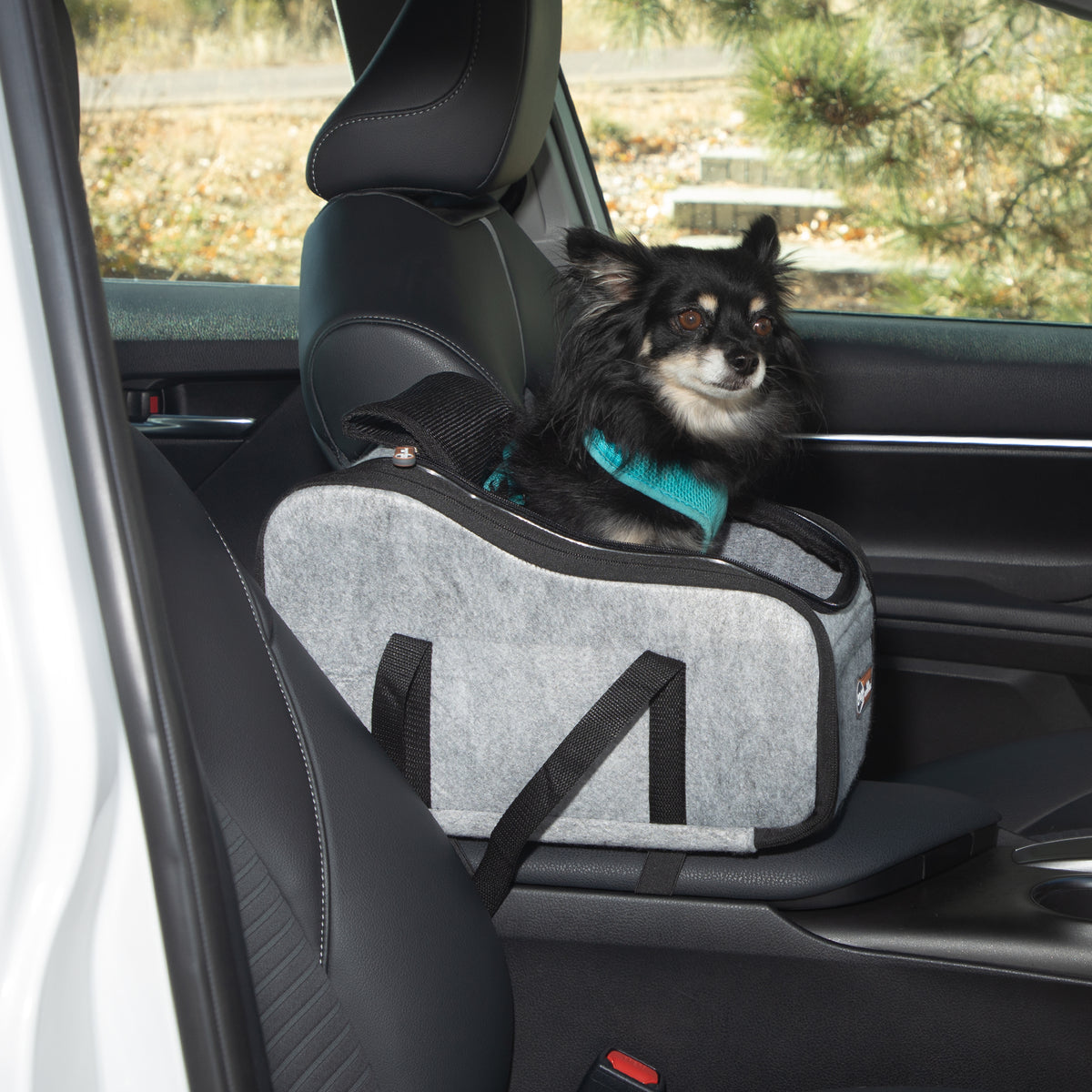 Snoozer Console Dog Car Seat  Removable Cover + Secure Straps